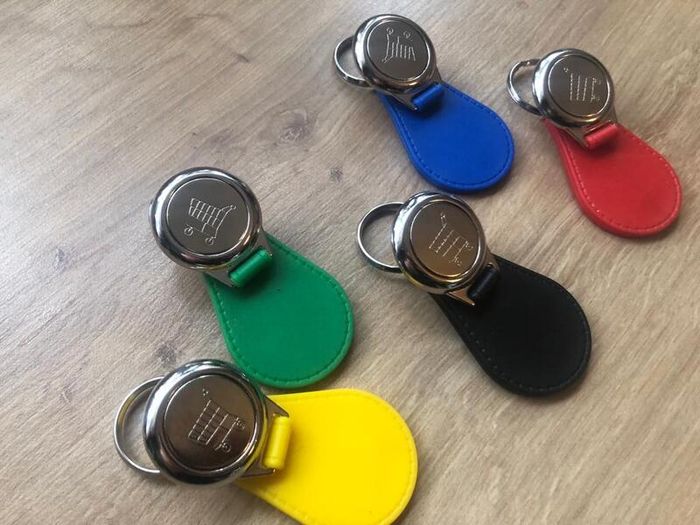 Synthetic  leather DAF keyring with shopping trolley token/coin