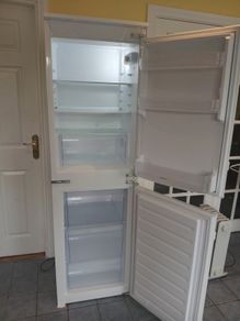 Fridge freezer,  Integrated or free Standing