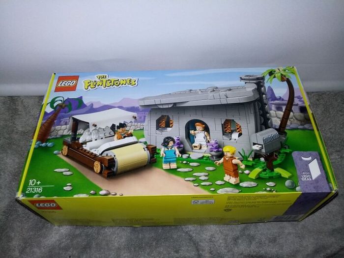 Retired Lego Ideas 21316 The Flintstones
