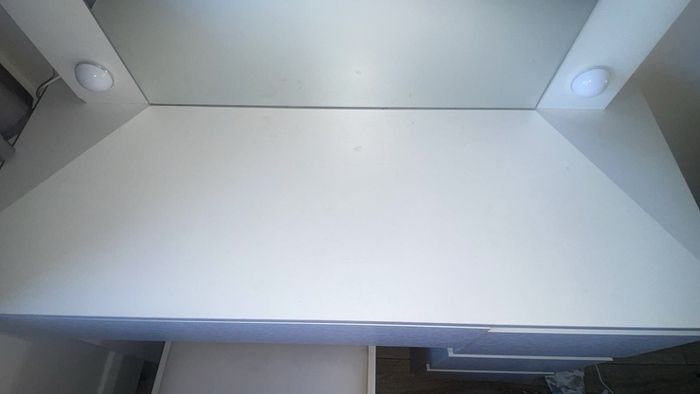 Dressing table with lights