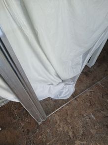bath screen