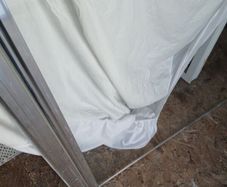 bath screen
