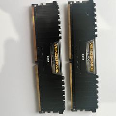 Corsair Vengeance  2x16 GB 3200Mhz ram