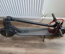 Xiaomi Mi Electric Scooter - Excellent Condition