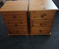 Bedside lockers