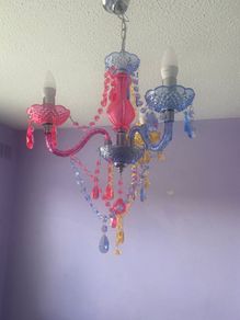 Lustre Girls Chandelier