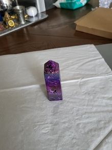Zincite crystal obelisk