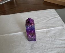 Zincite crystal obelisk