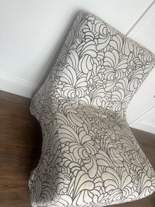 chaise lounge/ armchair