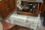 Antique Working Singer Sewing Machines from the late 19th to early 20th century,