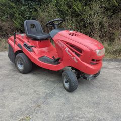 Ride on lawnmower