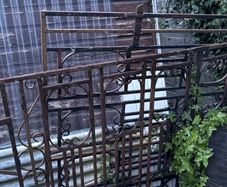 Free Steel gate
