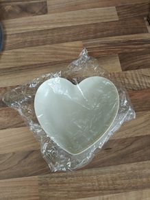 Plastic Heart Bowls