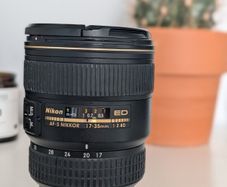 Nikon Af-s Nikkor 17-35mm F/2.8 D