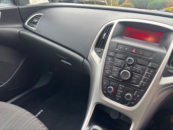 Opel Astra 2010