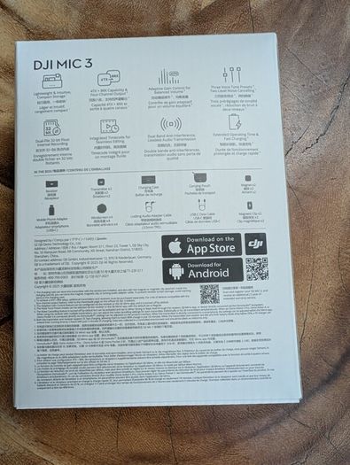 DJI Mic 3 wireless microphone kit, 2 mics, boxed