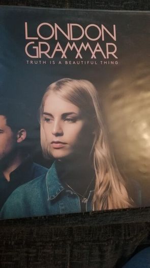 London Grammar truth is a beautiful thing