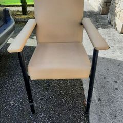 Orthopedic Chair