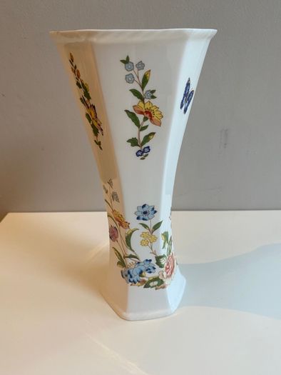 Aynsley 9 inch vase
