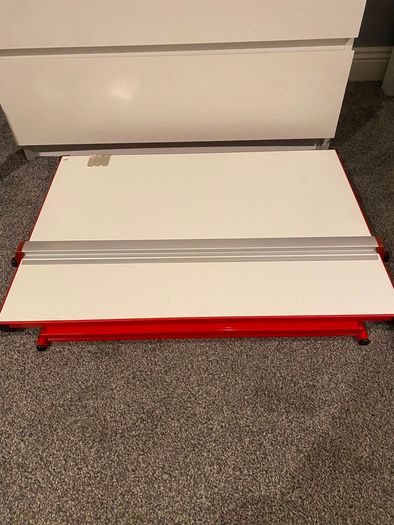 tech graphics drawing table