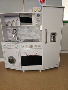 Childs kitchen