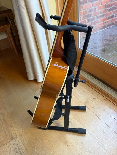 3/4 Koda Guitar
