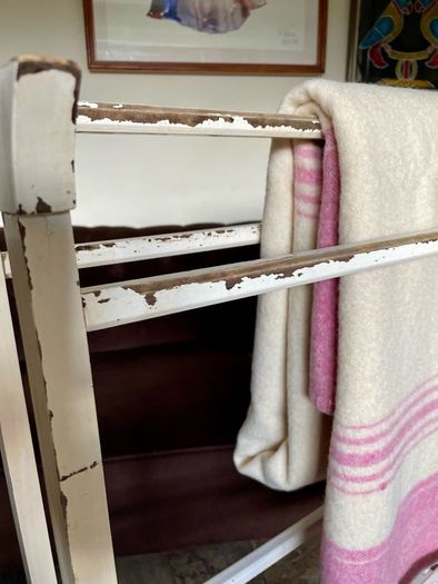 Early 20th Century Art Deco Shape Tall Freestanding Painted Wooden Towel Rail or Quilt Rack