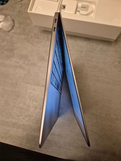 MacBook Air M1 2020 13 inch