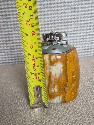 Vintage Ronson Marble table lighter