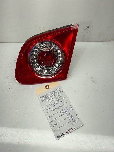 Vw Passat B6 2005-2009 Saloon Right Driver Side Rear Boot Light 3c5945094f A2l16b24s