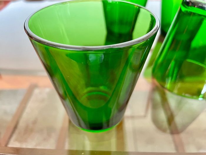 Set 4 Vintage Vereco France Small Forest Green Juice Glasses Tumblers MCM