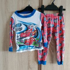 McQueen pijama fits 6/18 months