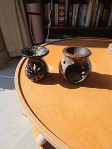 2 oil diffusers