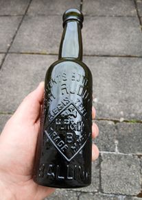 Hugh Ruddy & Co Ballina bottle