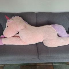 giant Unicorn