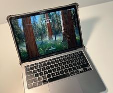 MacBook M1 2020