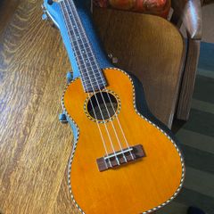Mainland Red Cedar Concert Ukulele