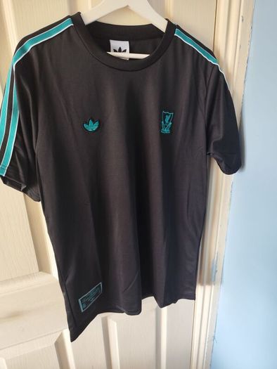 Liverpool Adidas retro t-shirt