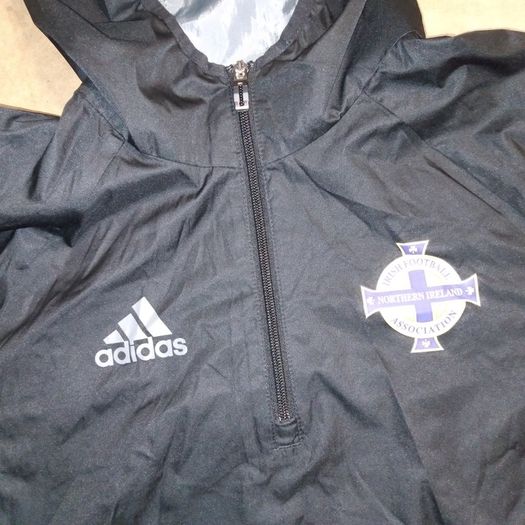 FREE POST Northern Ireland (M) Track Jacket Wind Breaker adidas Tracksuit Top Soccer Football  Irish  Norn Iron Medium