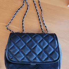 Handbag black with gold chain
