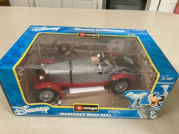 Goofy Disney Mercedes 1/18 Burago