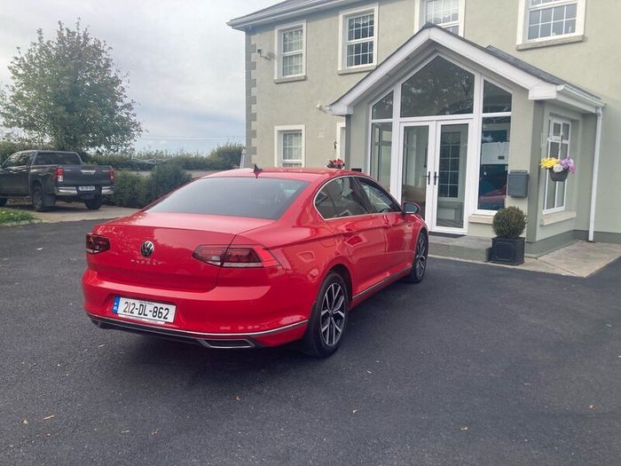 212 Pasatt Tdi 2.0 lt elegance 150 bhp