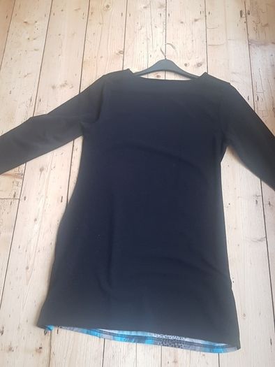 Long Straight Top Size 14