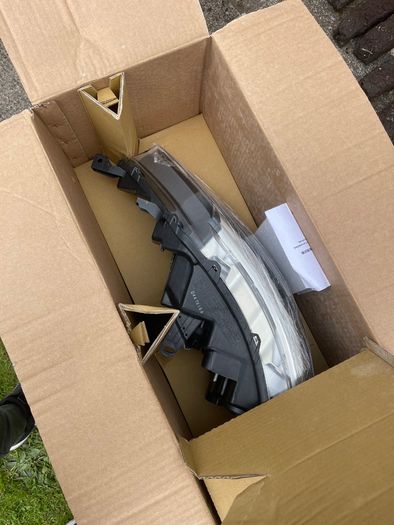 Nissan qashqai headlights BRAND NEW