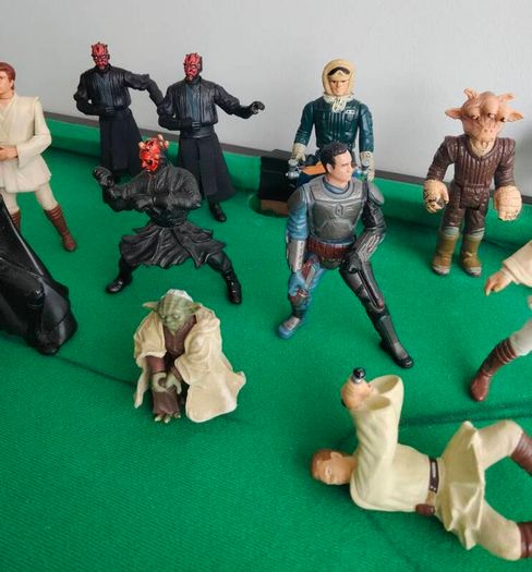 Star Wars figures