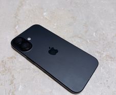 iPhone 16