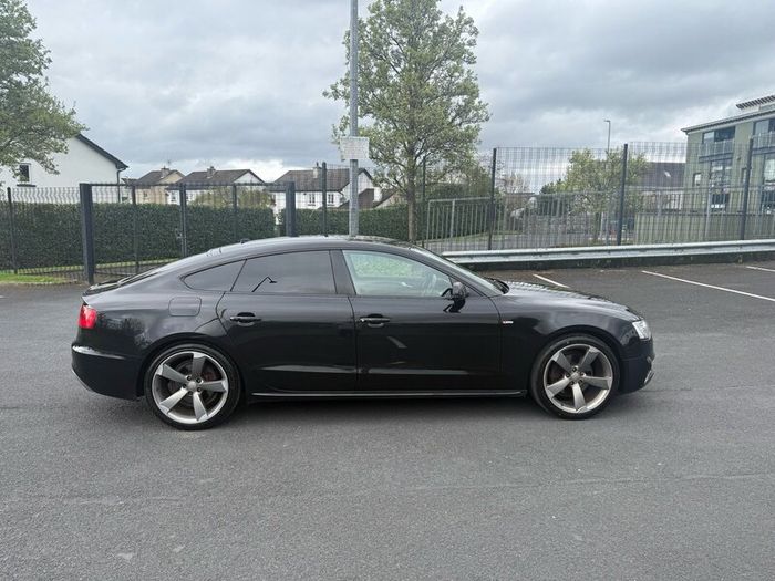 Audi A5 2.0d Quattro S-line Black Ed High Spec