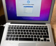 Apple MacBook Air 13-inch 2017 Excellent Condition