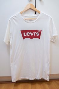 Levi's logo white t-shirt