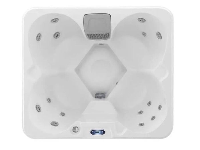 New 4-5 Person Hot Tubs